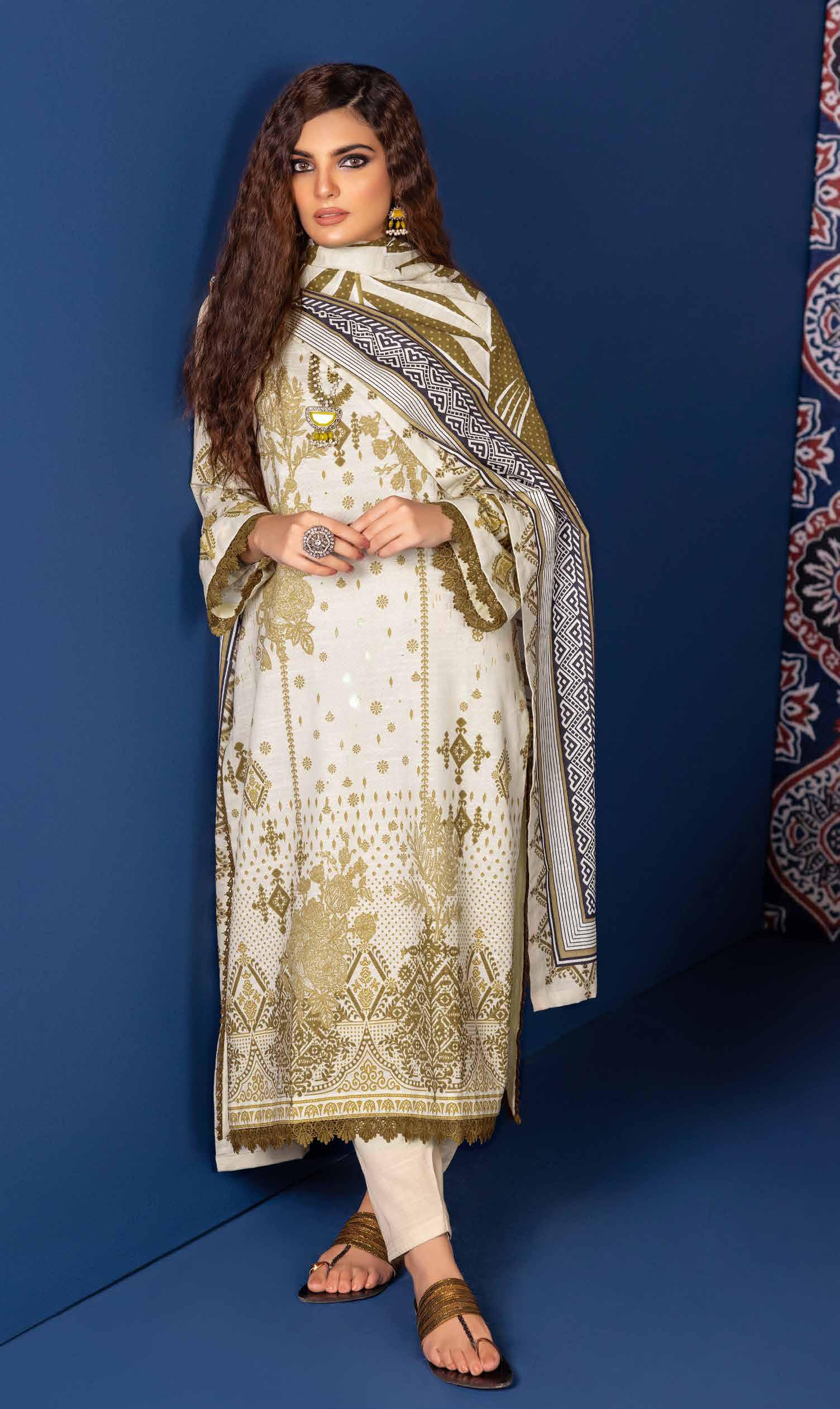 Gul Ahmed Winter Collection K32014 Buy Online