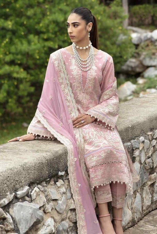 Embroidered Traditional Safa Fashion Ladies Suit, Size: Xl at Rs 1299 in  Surat